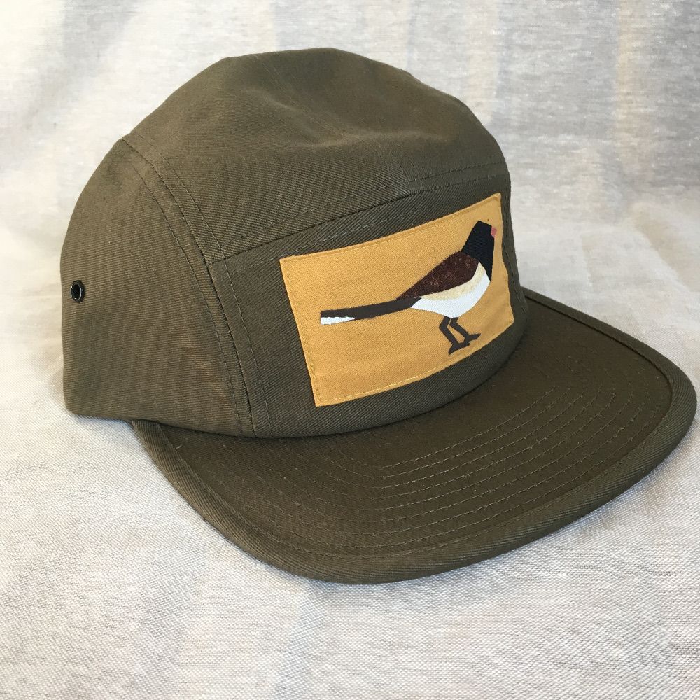 junco hat